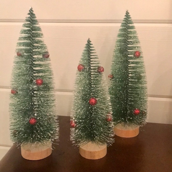 Set of 3 Bottle Brush Christmas Tree - Picture 3 of 12